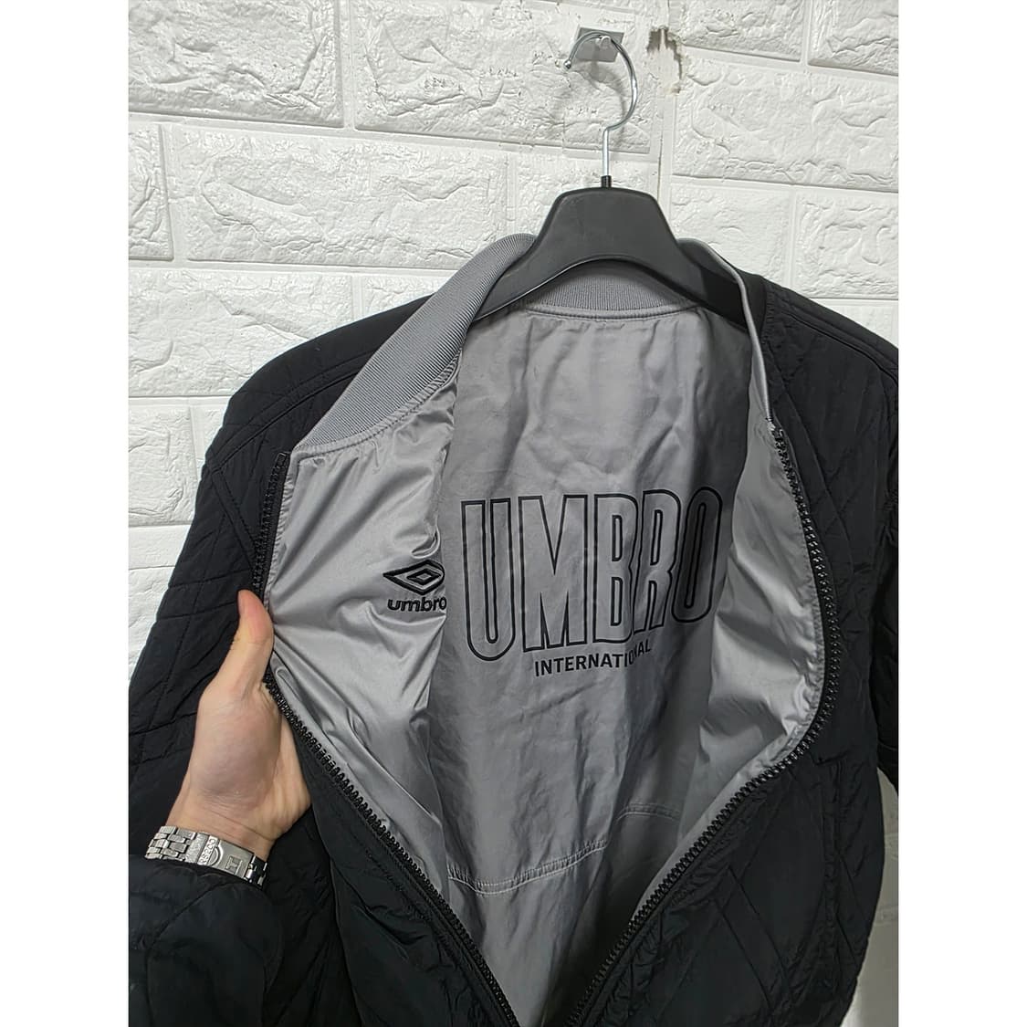 택포) 22s 엄브로 리버시블 퀼팅 봄버 자켓 M 상품이미지3