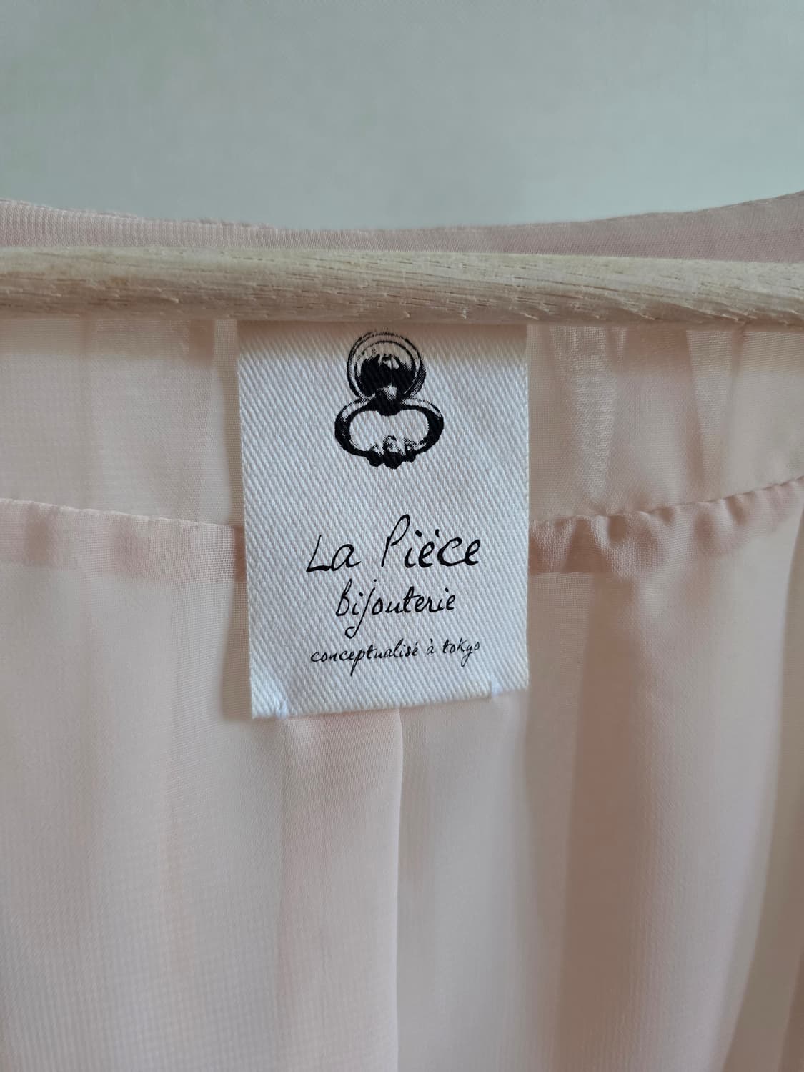 도쿄 편집샵 VOLUME CROPPED  TOP 상품이미지5