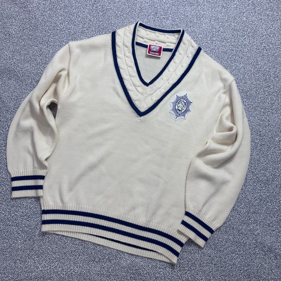 세일러즈(SAILORS) 아이보리 브이넥 니트 상품이미지1