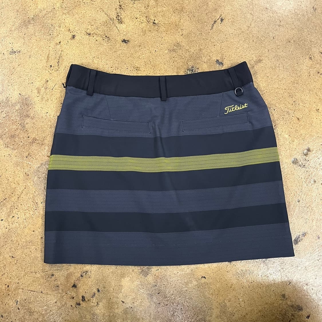 [정품/25] 타이틀리스트 줄무늬 스커트 네이비 옐로우 포인트 b15 상품이미지3
