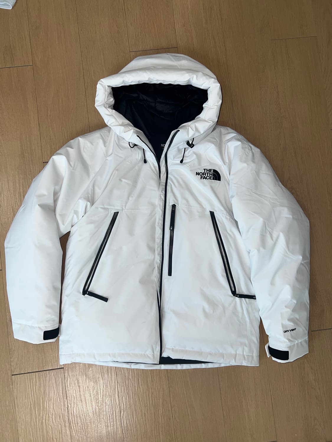 노스페이스 패딩 RDS dryvent 화이트 상품이미지2