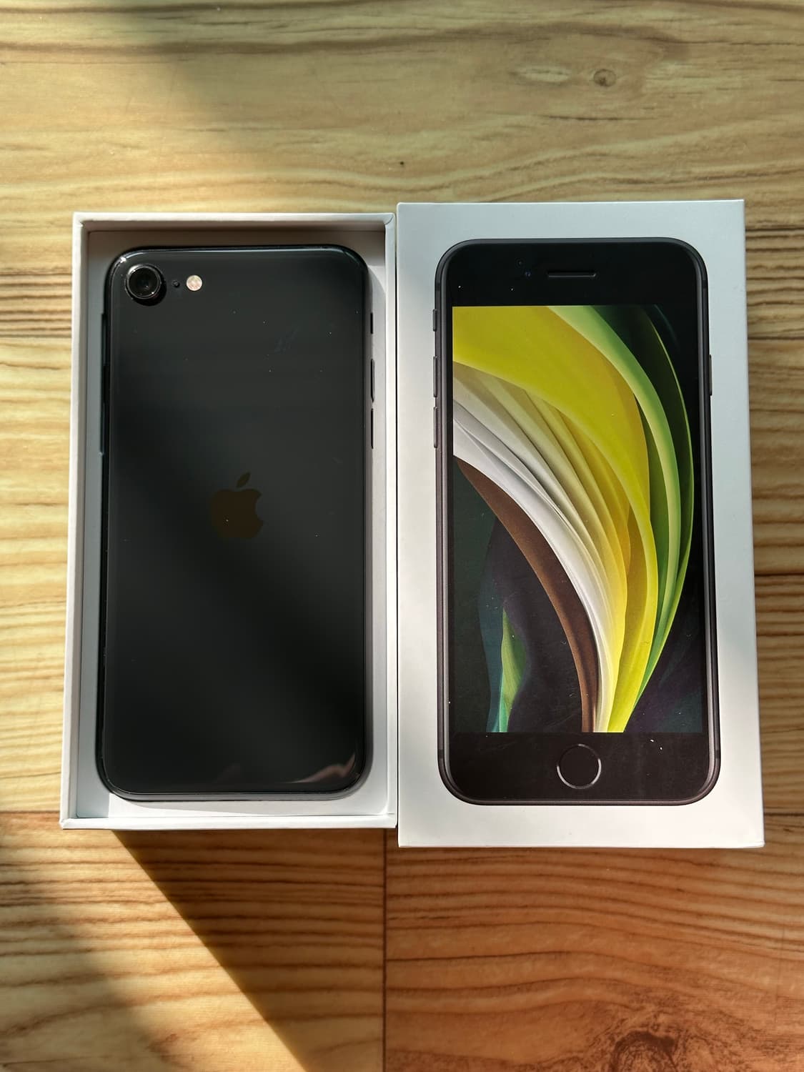 아이폰 se2 128 블랙 풀박스 상품이미지6