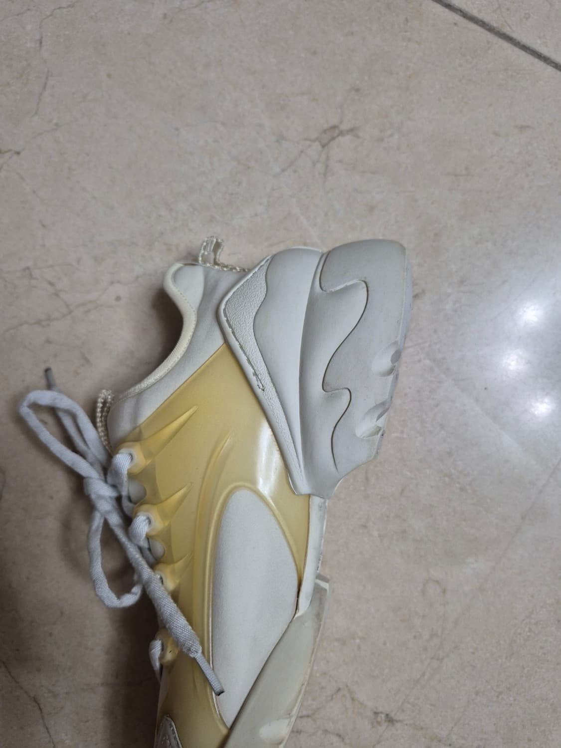 디올 디커넥트 스니커즈 37사이즈(235) 상품이미지9