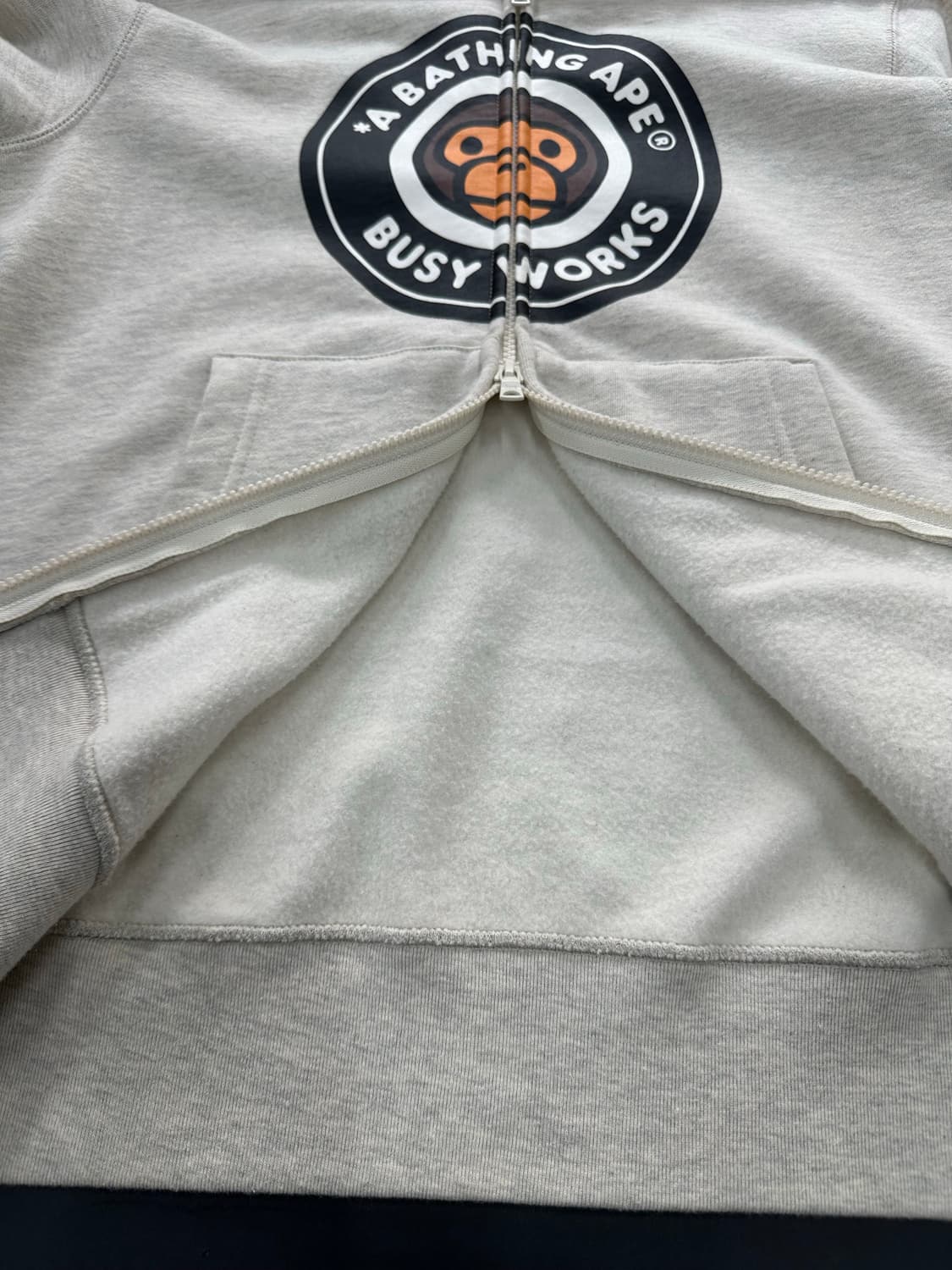 베이프 마일로 빅로고 오트밀 투웨이후드집업 상품이미지6