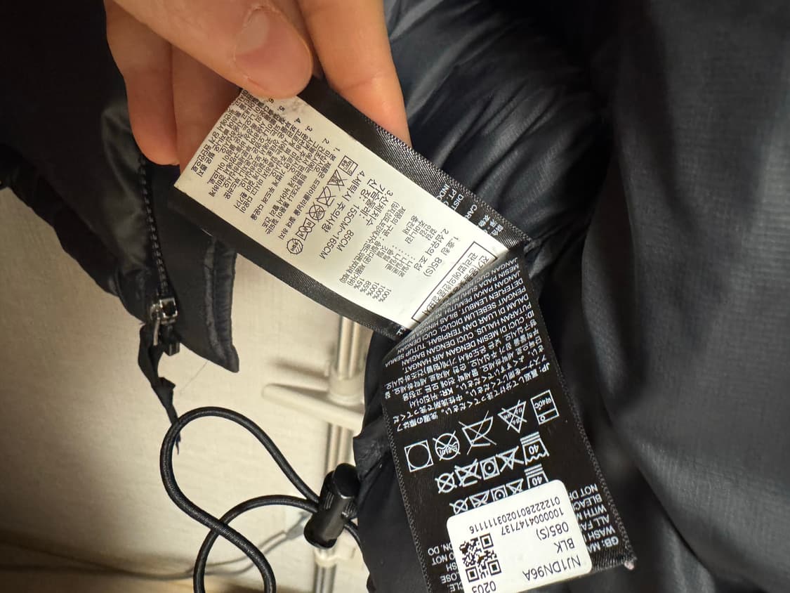 노스페이스 여성 눕시 숏패딩 s 판매합니다. 상품이미지3