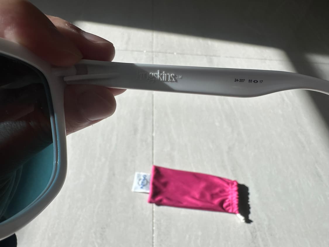 오클리 프로그스킨 흰빨 상품이미지3