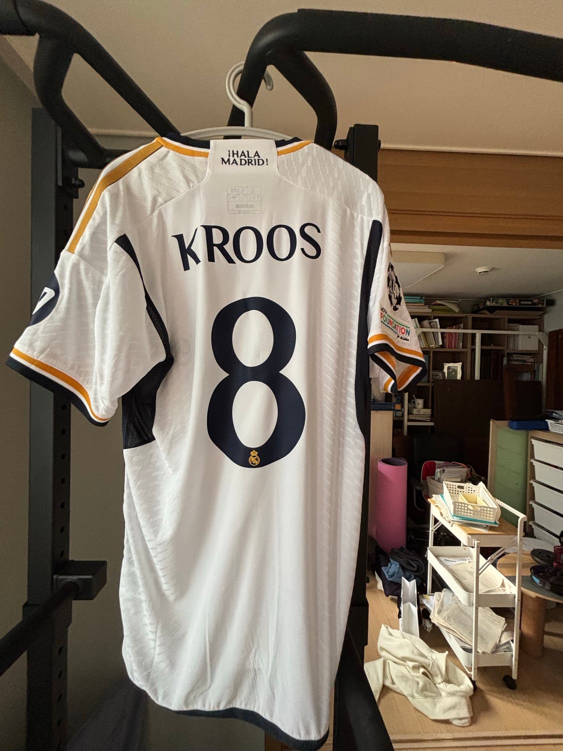 23/24레알마드리드 토니크로스 결승유니폼 상품이미지2