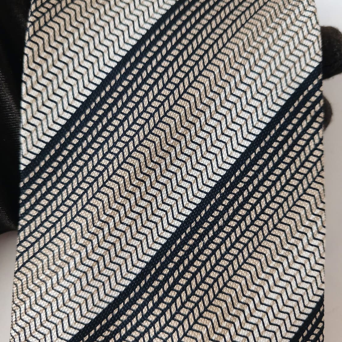 조르지오 아르마니 실크 스트라이프 넥타이 9.2cm A+등급 A19580 상품이미지9