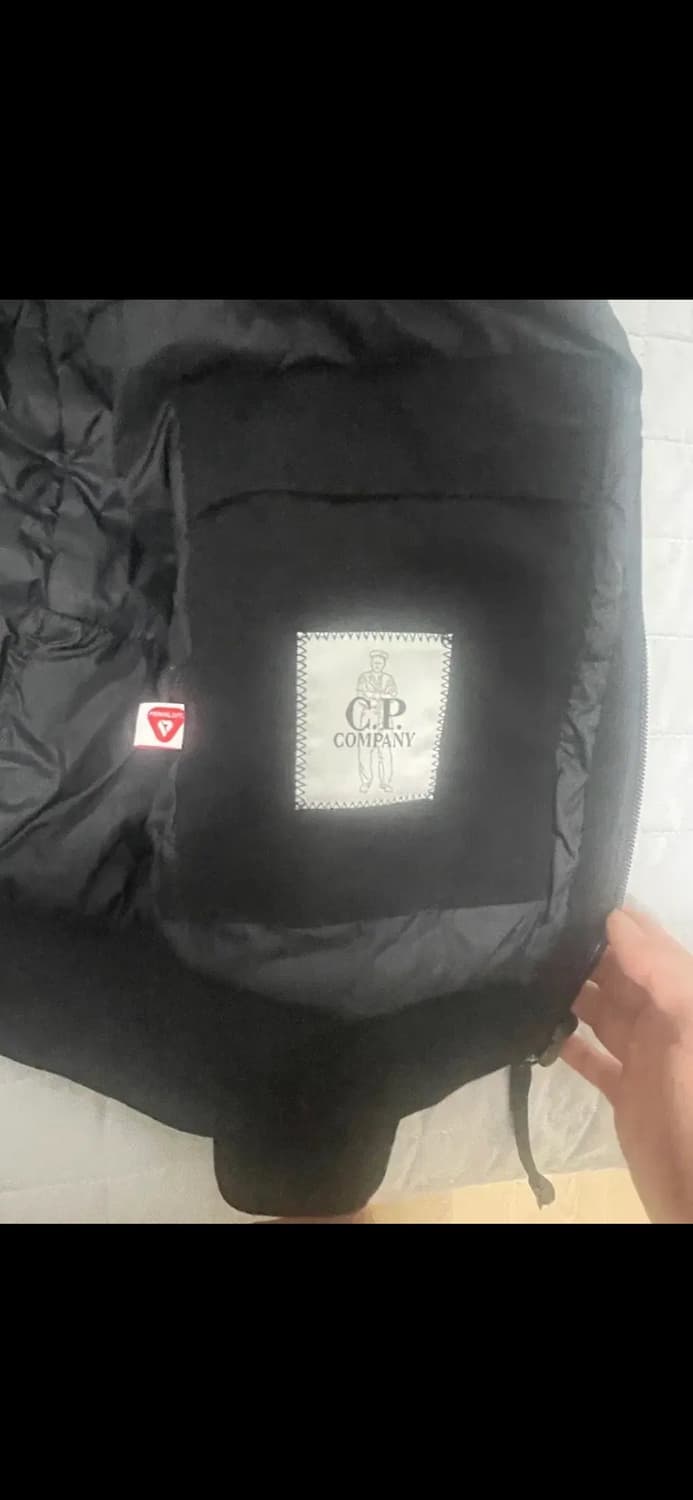Cp컴퍼니 경량패딩 상품이미지7