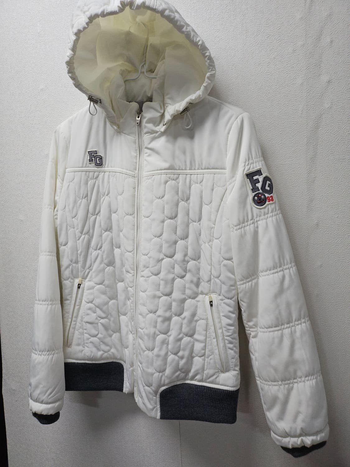 FG 화이트 퀼팅 후드 패딩 점퍼 90 상품이미지1