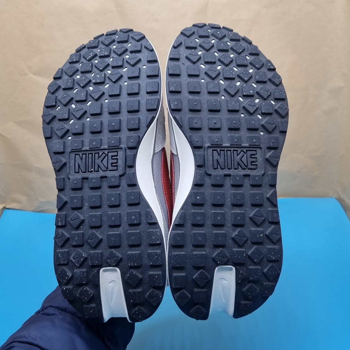 나이키 피닉스 와플 여성운동화240. 상품이미지2