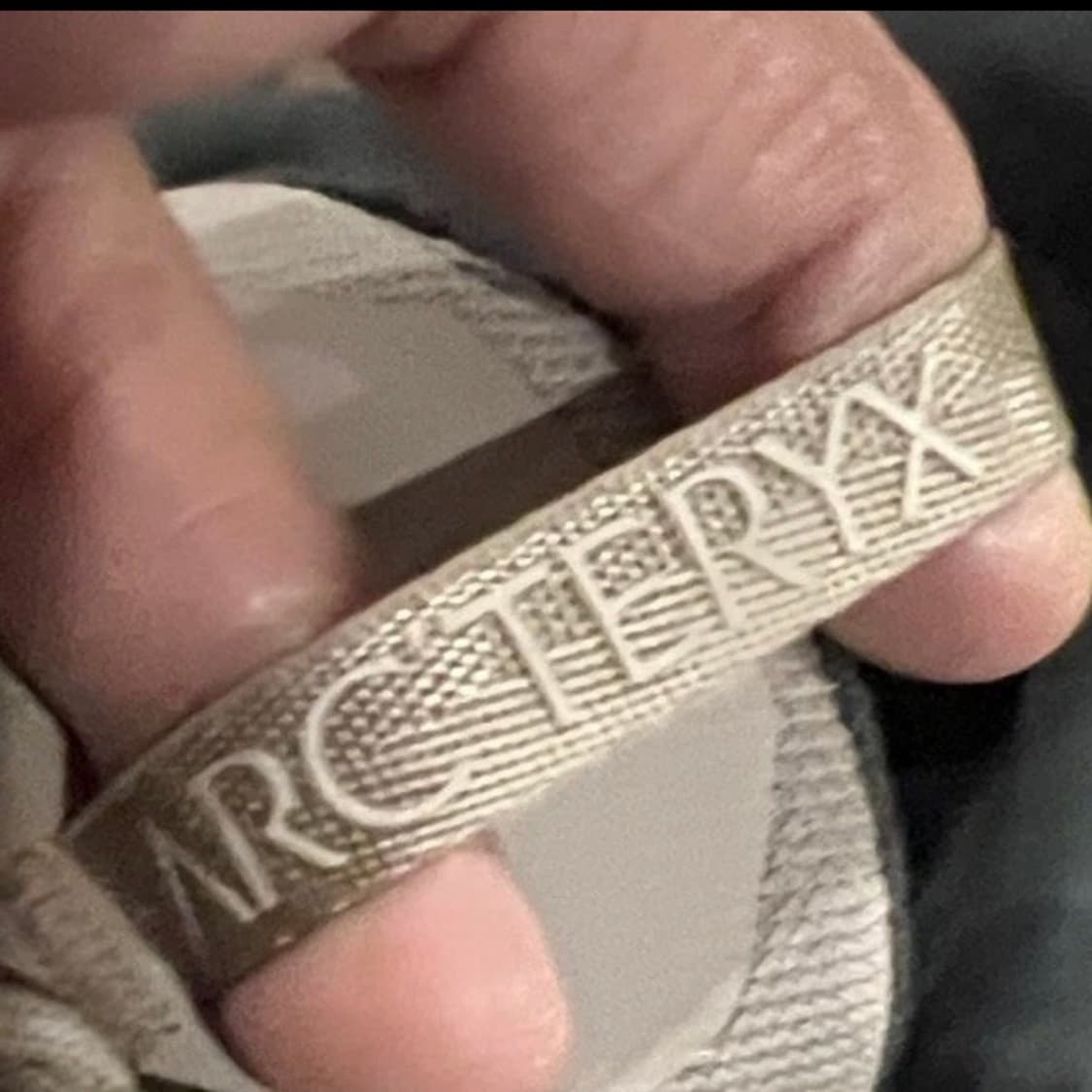 아크테릭스 컨실 fl 베이지블랙 사이즈255 상품이미지2