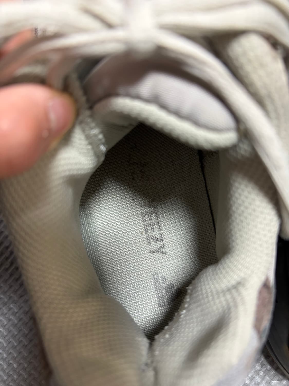 이지부스트 700 테프라 260 상품이미지5