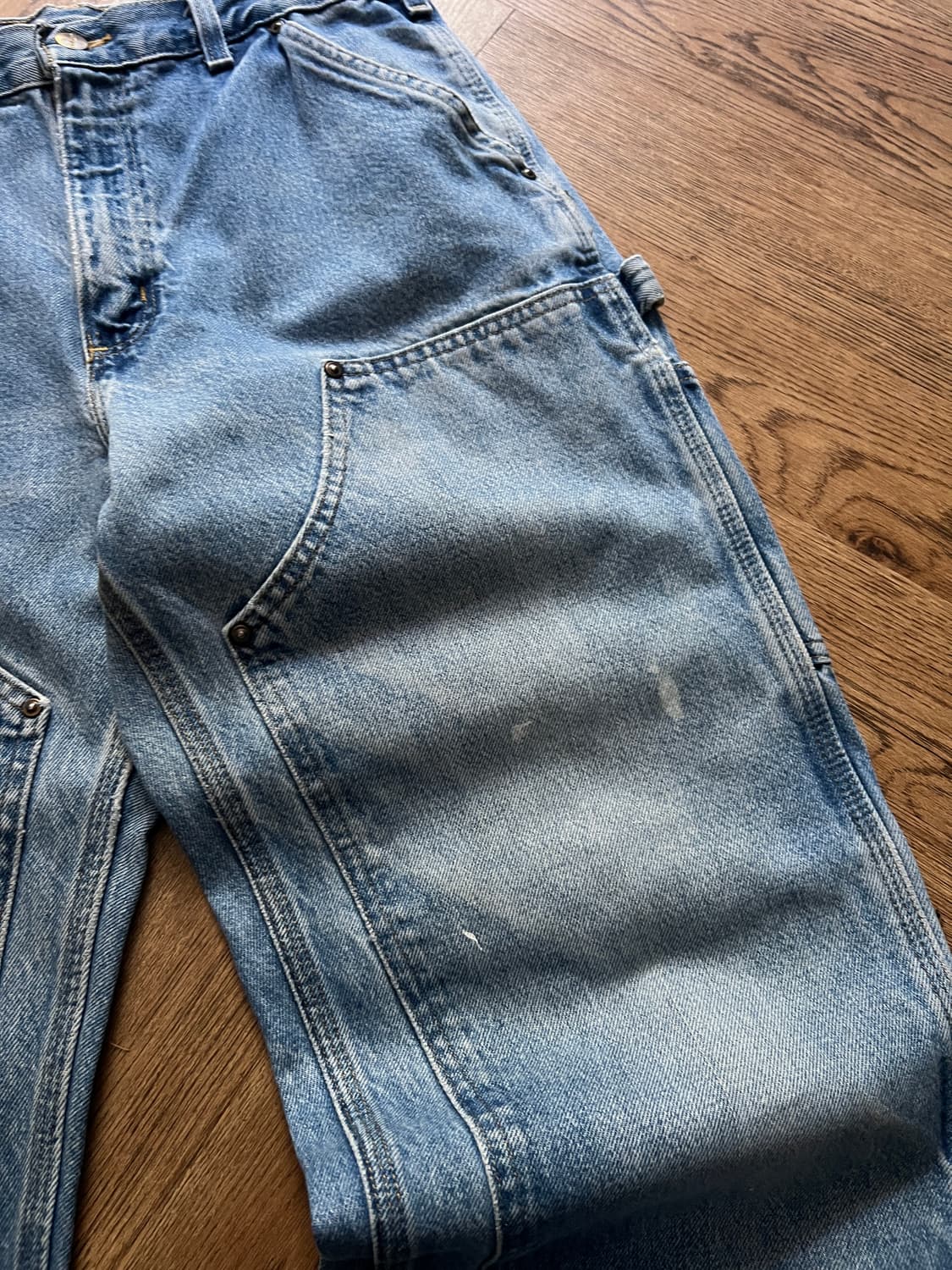 [32]칼하트 USA 덩가리핏 빈티지 데미지드 더블니 워크 데님 팬츠 상품이미지5