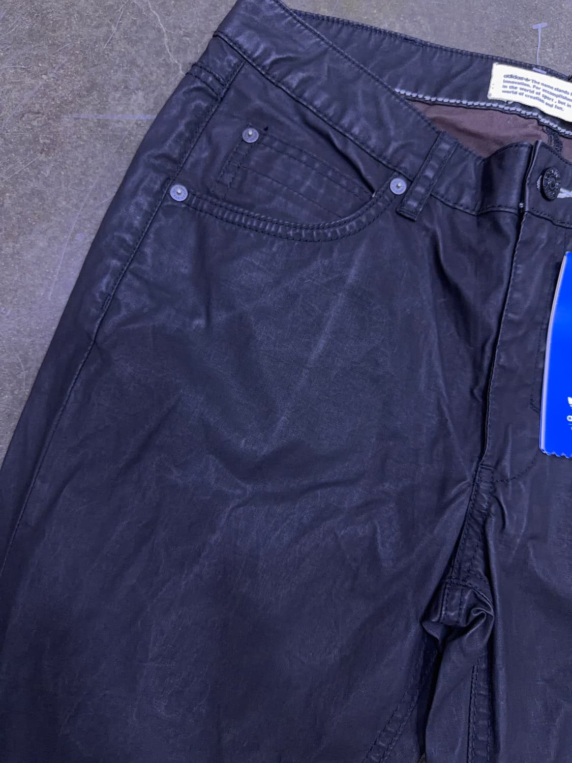 아디다스 오리지널 큐피핏 글로시 코팅진 블랙데님 28 상품이미지4