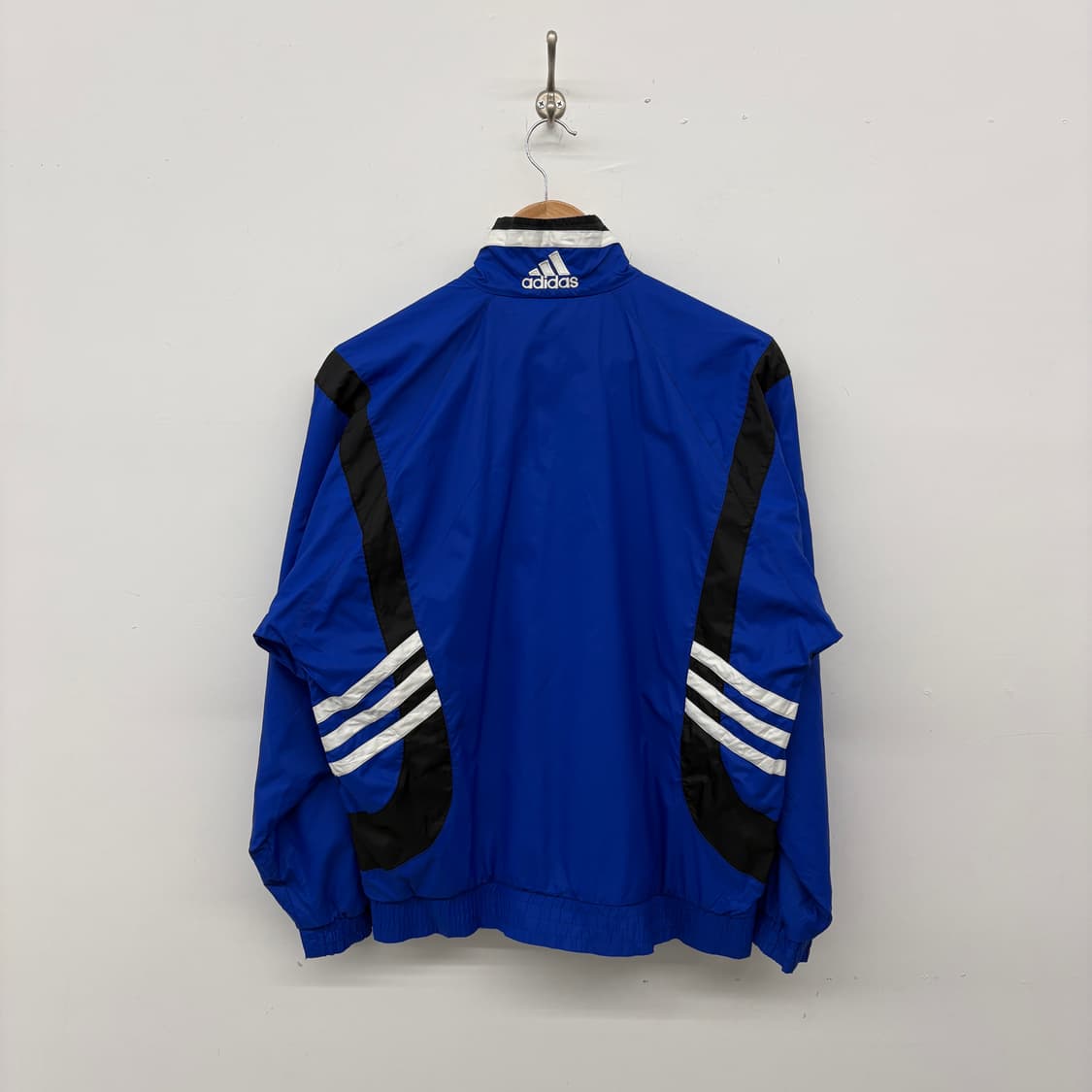 아디다스 블루 블랙 바람막이 자켓 M 상품이미지5