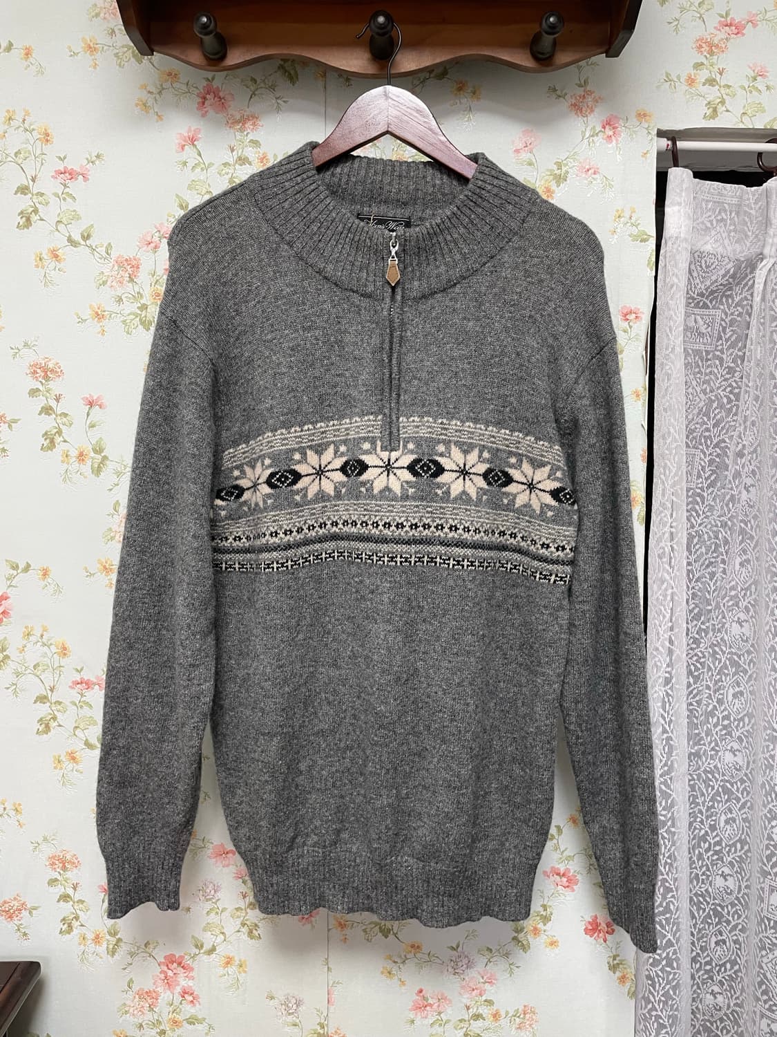 노르딕 패턴 그레이 니트 반집업 상품이미지1