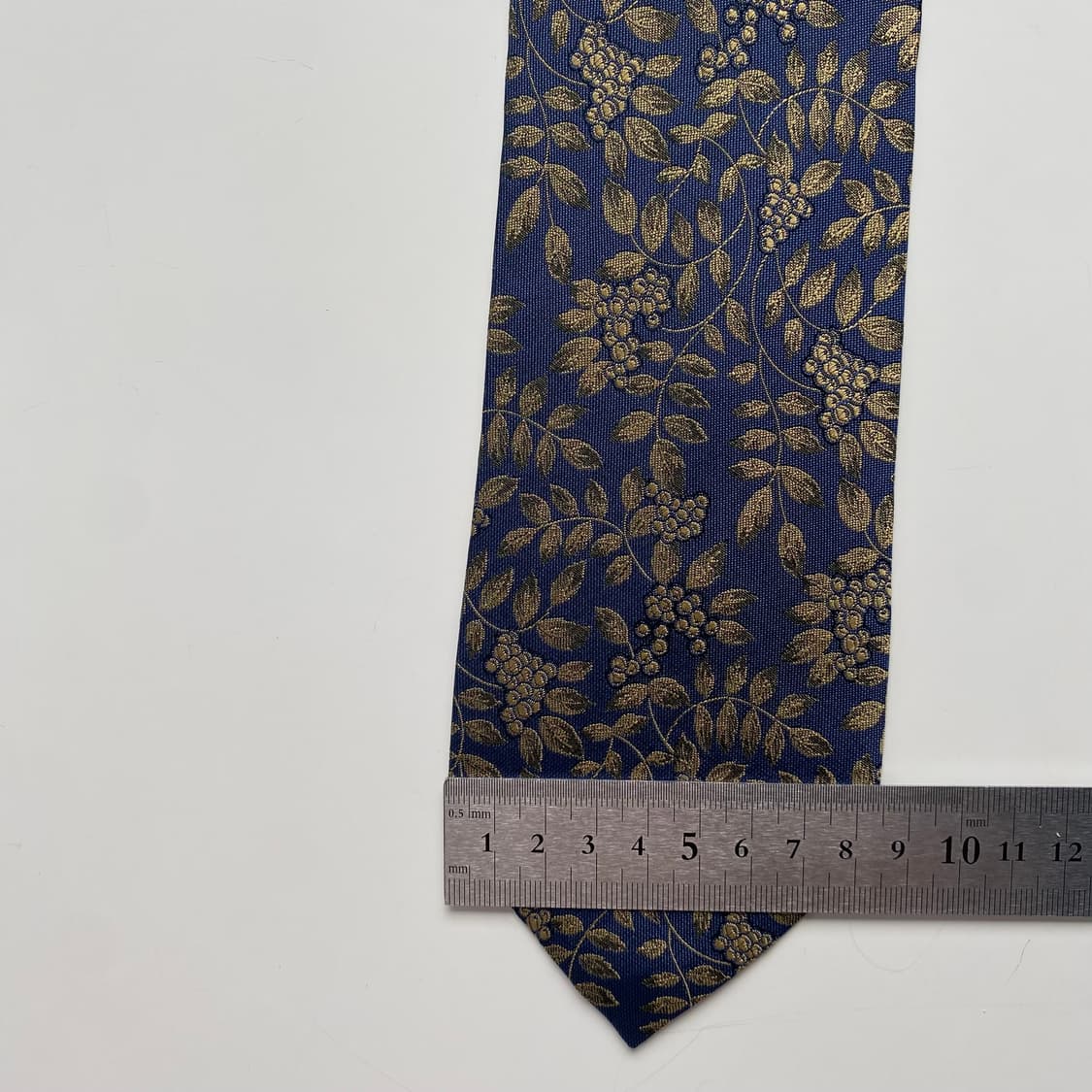 입생로랑(YSL) 명품 정품 넥타이 8.3cm 상품이미지8