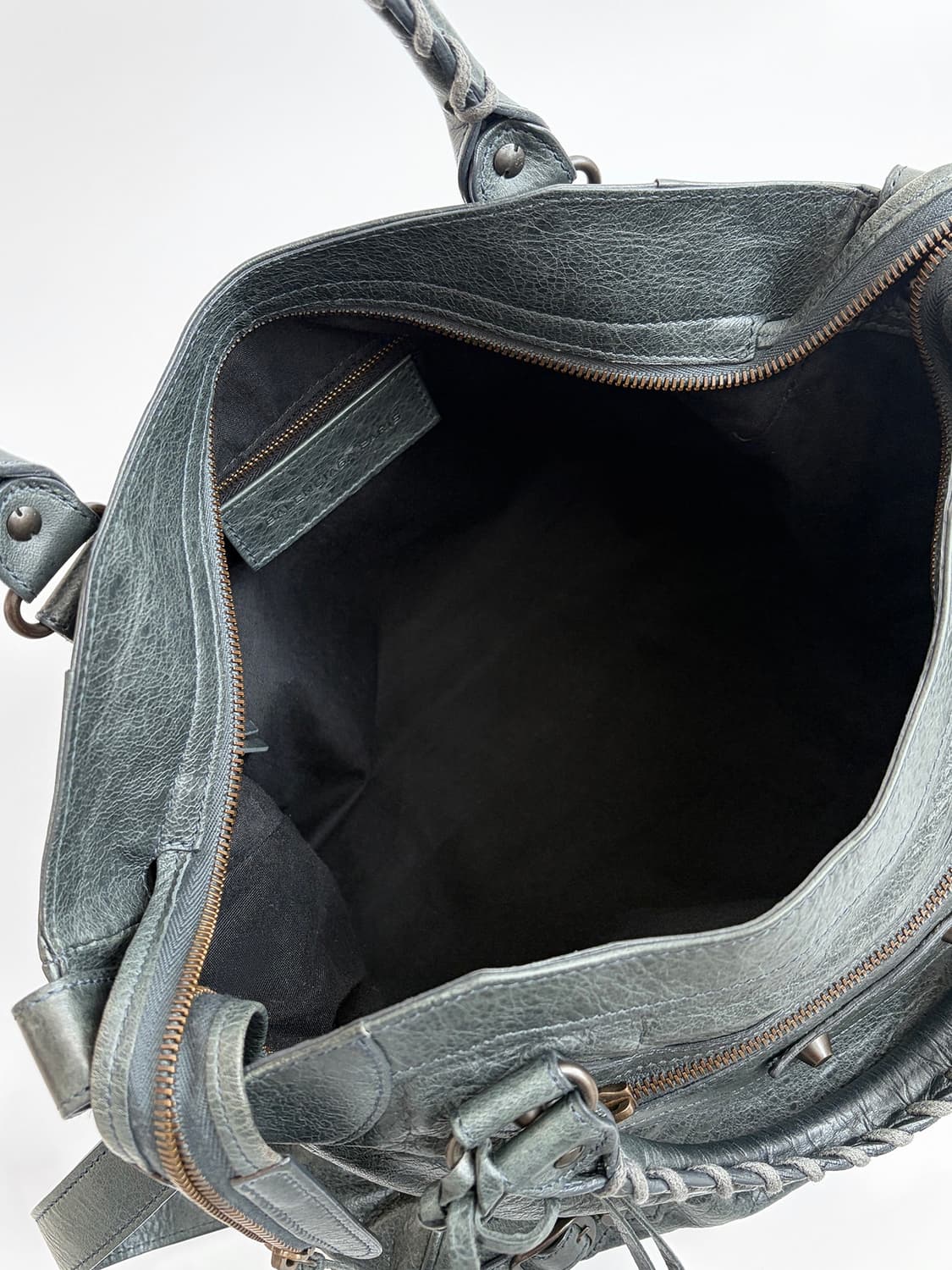 발렌시아가 클래식 벨로백 판매합니다. 상품이미지6