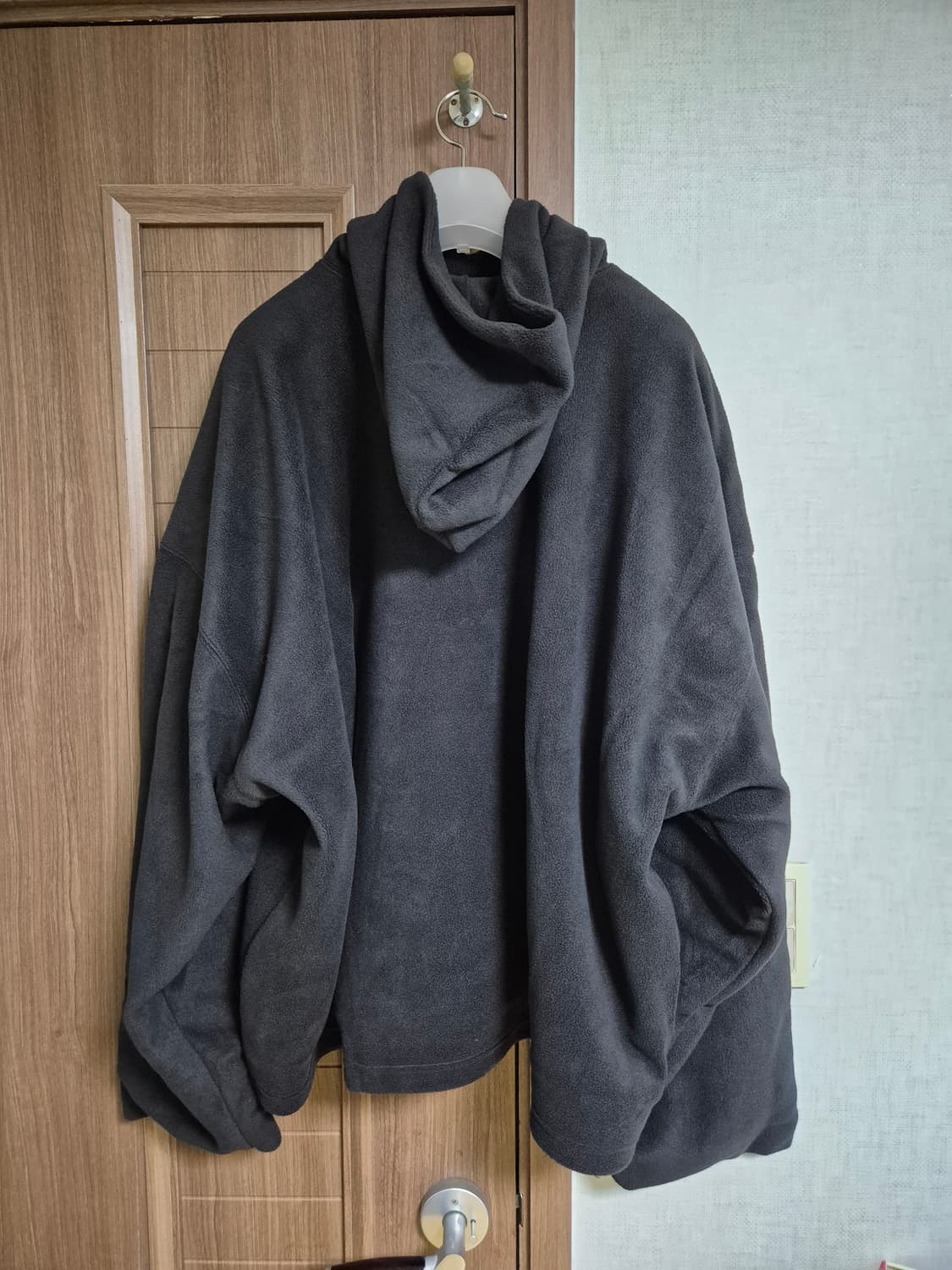 이지갭 엔지니어드 바이 발렌시아가 폴라플리스 후디 블랙 S 상품이미지4