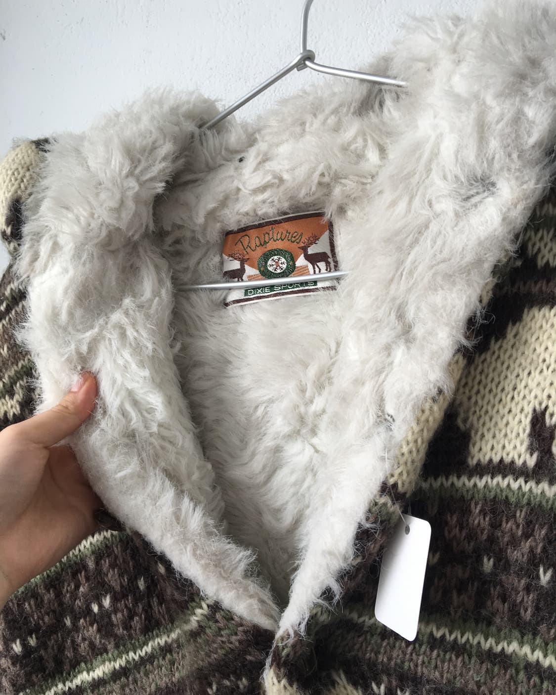 Bear pattern hood cowichan jacket 상품이미지4