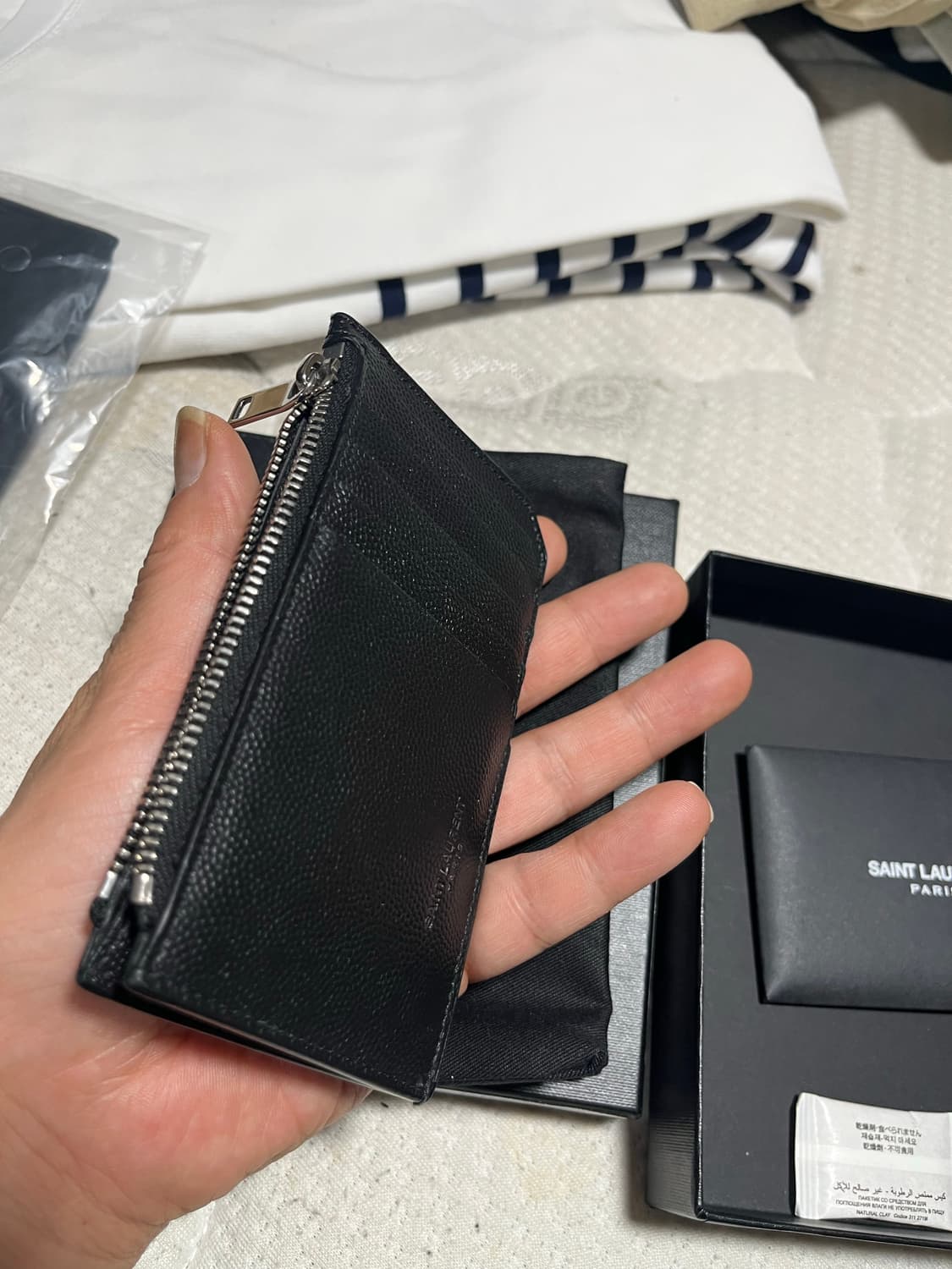 입생로랑 카드 지갑 상품이미지4