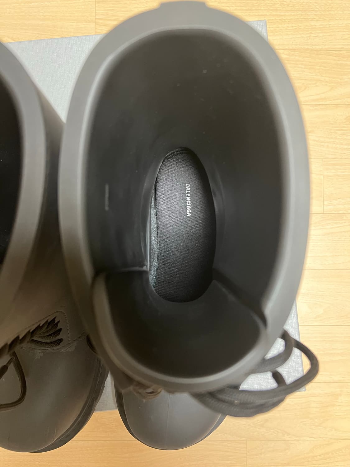 42 발렌시아가 스테로이드 부츠 블랙 상품이미지5