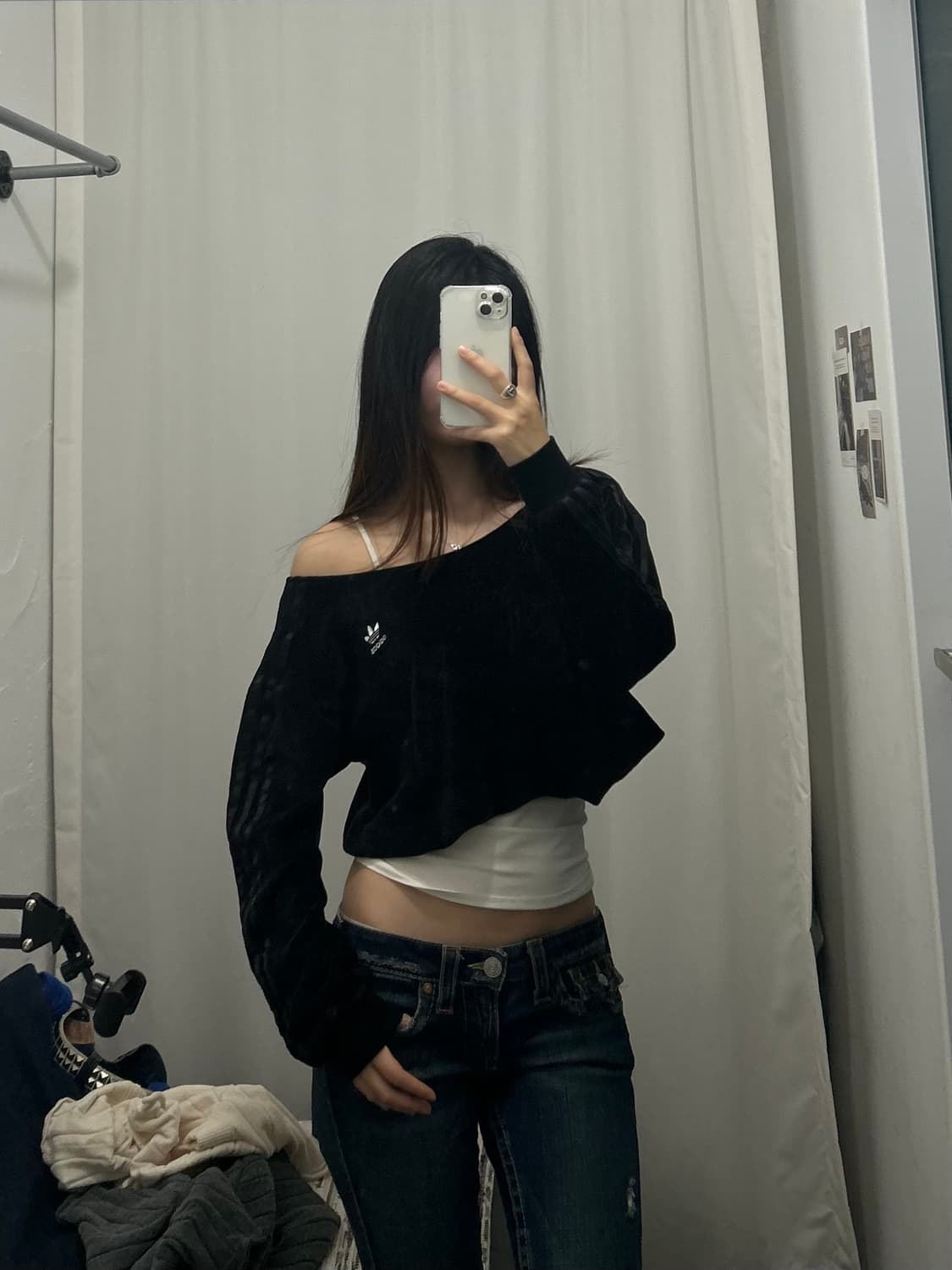 아디다스 탑 벨벳 크롭 오프숄더 상품이미지4