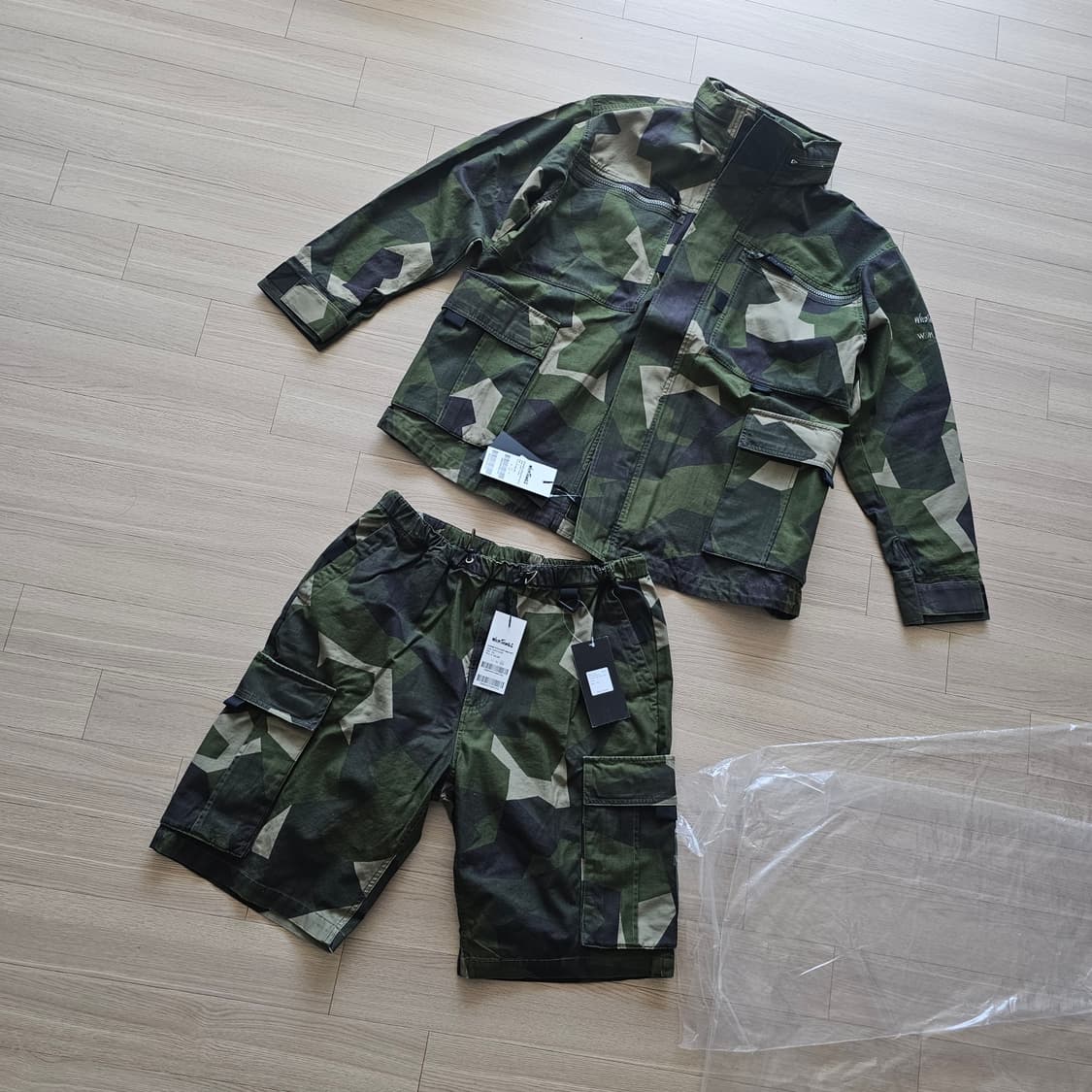 와일드띵스 X 화이트마운티니어링 콜라보 셋업 헌팅자켓 반바지 카모 XL 상품이미지1