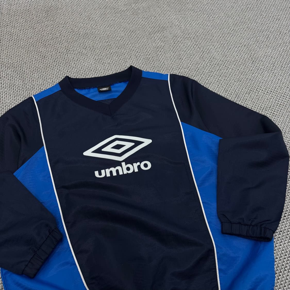 umbro 올드스쿨 재팬 여성 웜업  상품이미지3