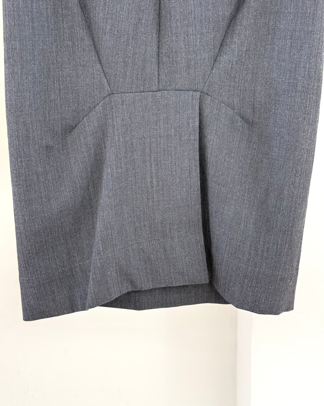 비비안 웨스트우드 그레이 펜슬 미디 스커트 상품이미지6