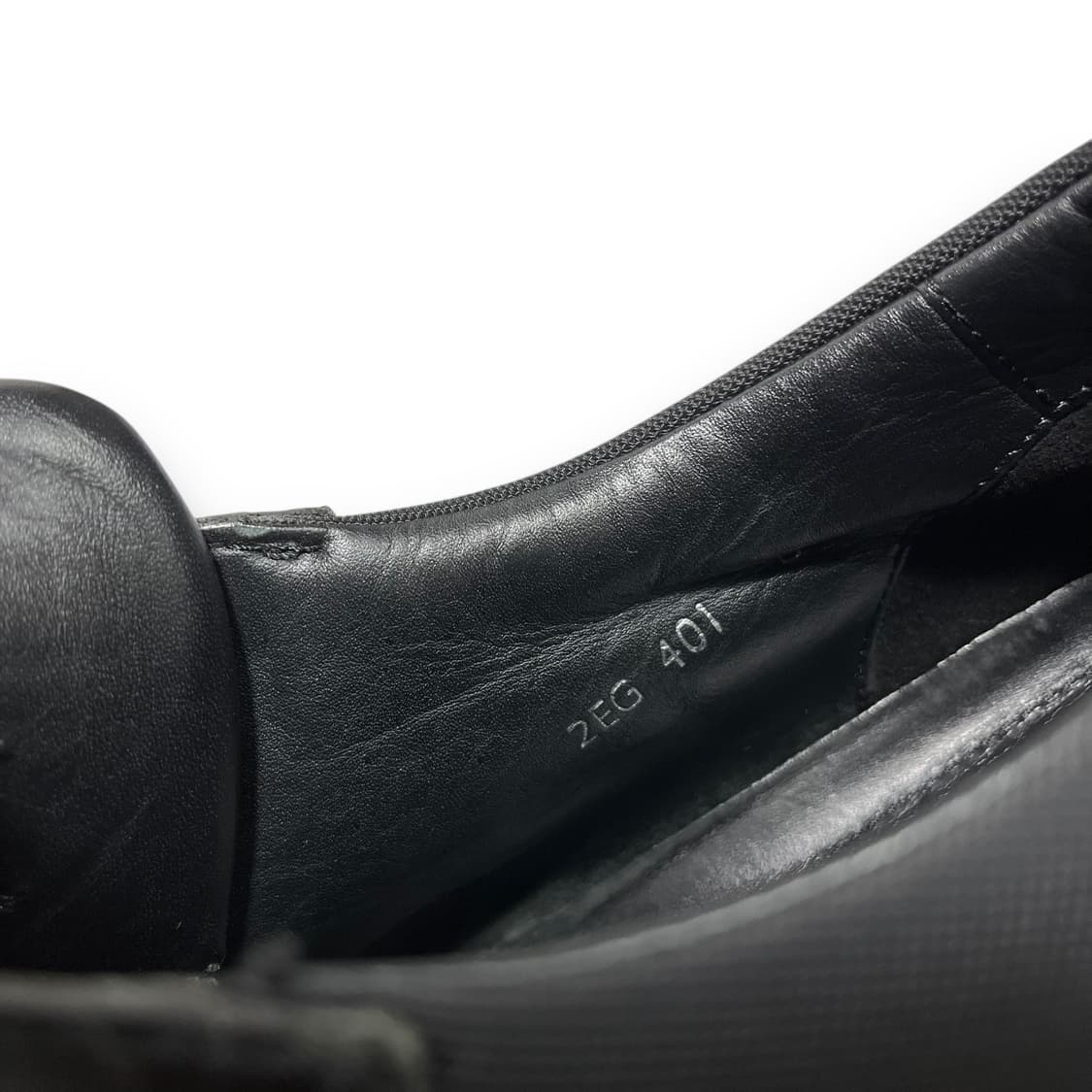 프라다 삼각 로고 로우 컷 레더 다크 스니커즈 상품이미지6