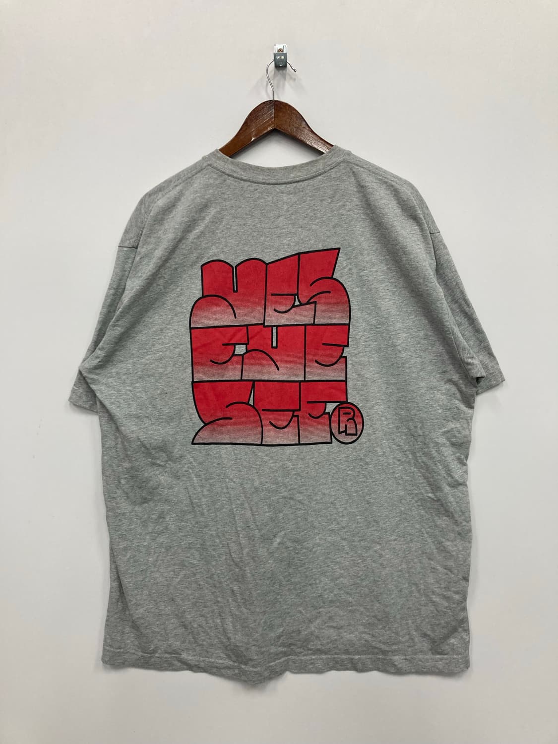 예스아이씨 로고 프린팅 반팔 상품이미지2