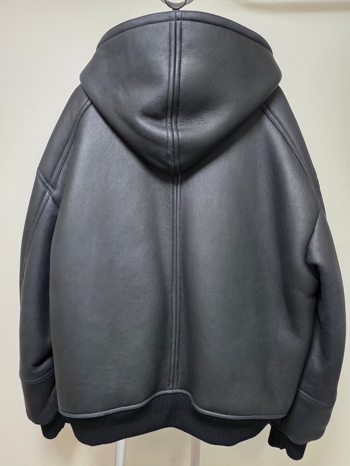 준지 24fw 후드 무스탕 자켓 정품 상품이미지2