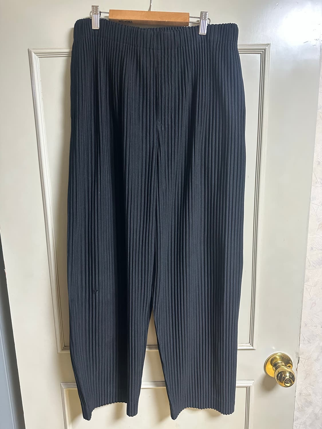 옴므플리세 블랙 셋업 상품이미지4