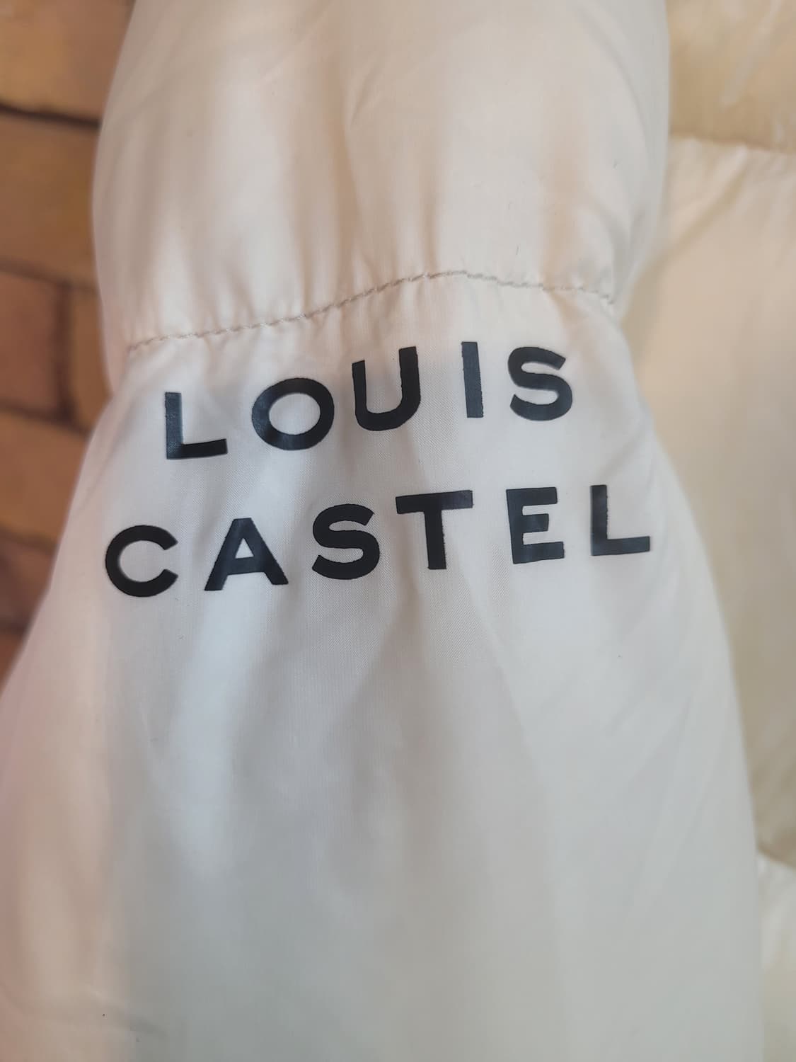 루이 카스텔 아이보리 패딩 105 상품이미지5