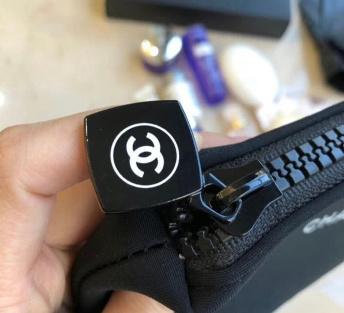 샤넬 뷰티 네오프렌 파우치 상품이미지4