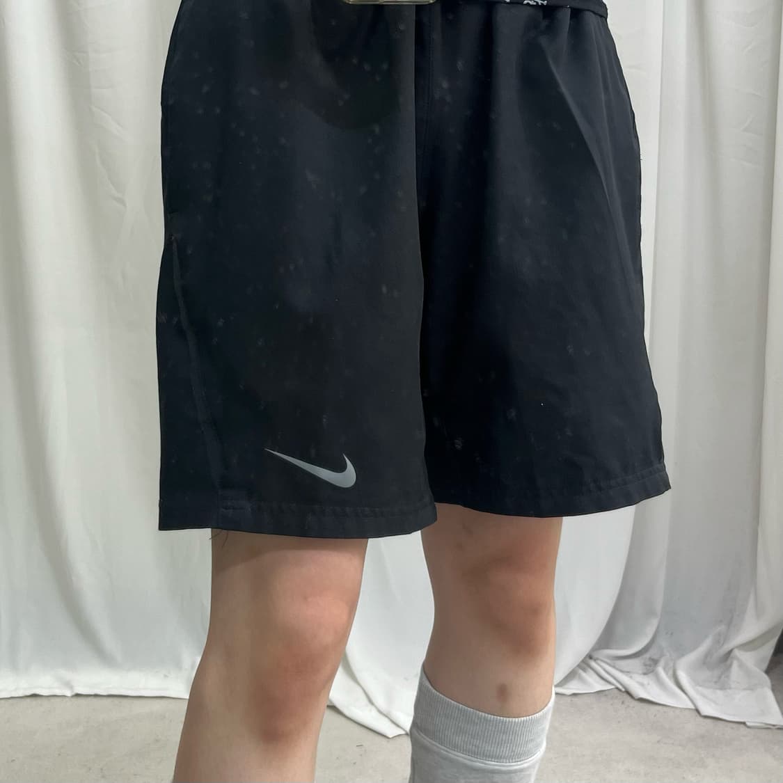 Nike black running shorts 상품이미지3