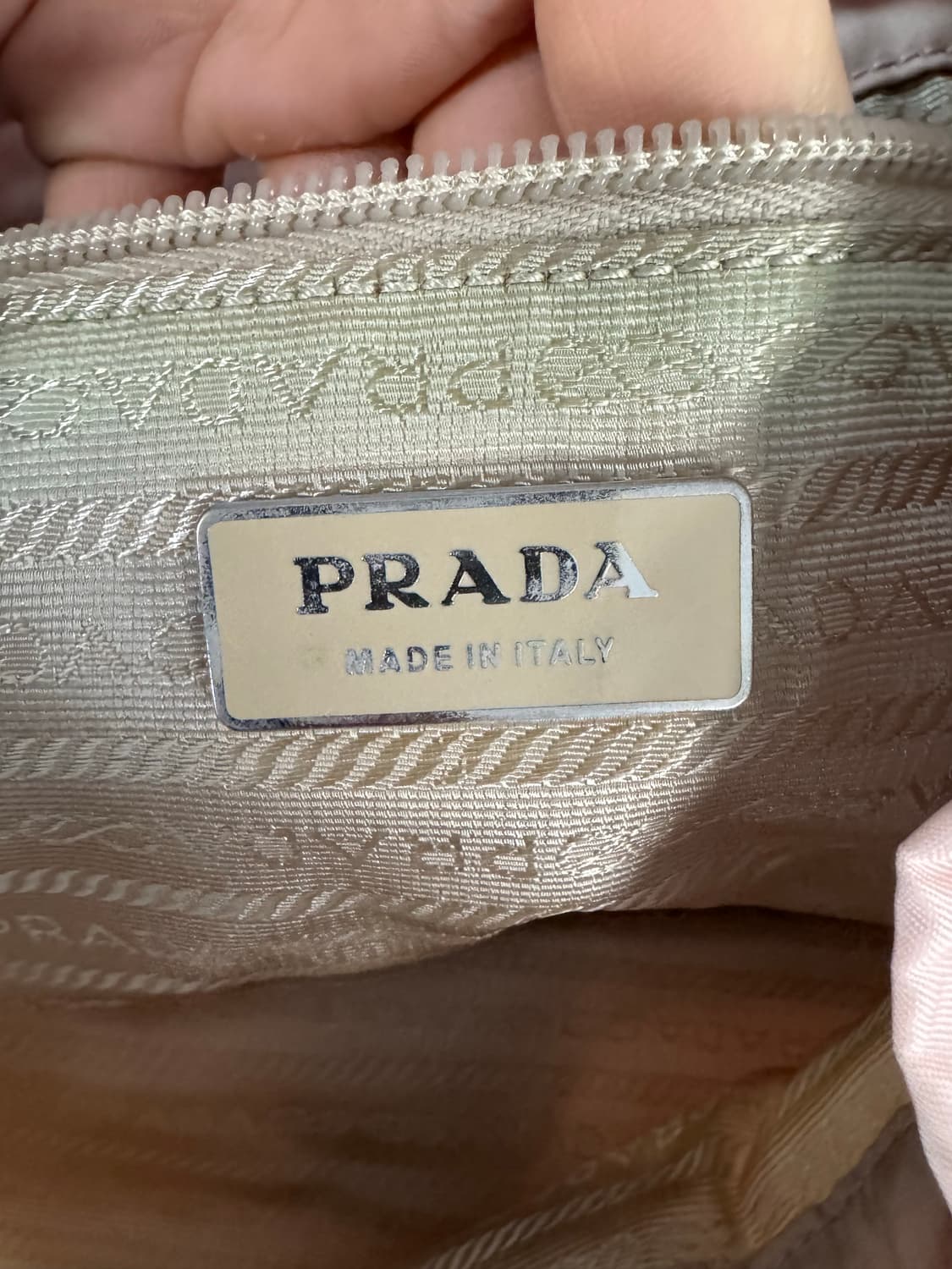 프라다 테수토 나일론 가죽 삼각백팩 핑크 상품이미지6