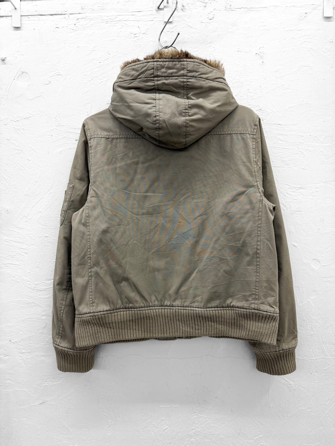 hushush n2b 점퍼 상품이미지4