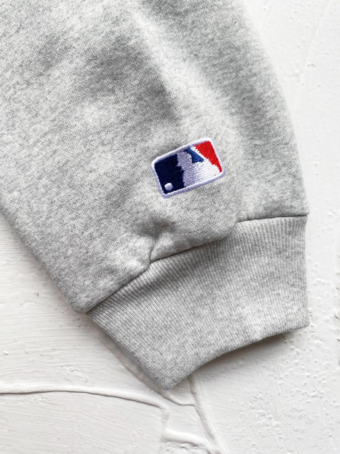 수프림 엠엘비 화이트 삭스 콜라보 후드집업 상품이미지6