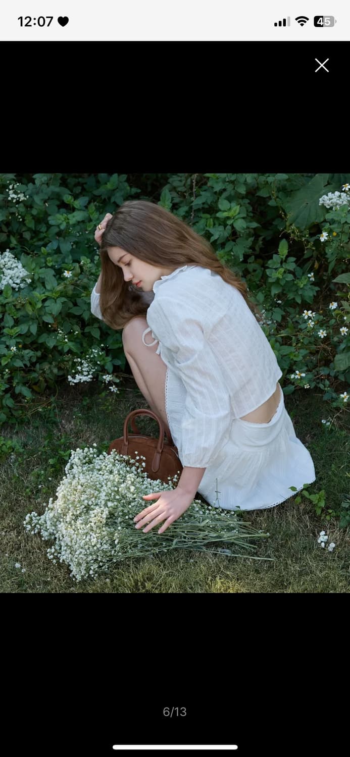 [정가8.8만원/신예은착용] 레터프롬문 클레어 리본 블라우스 상품이미지5