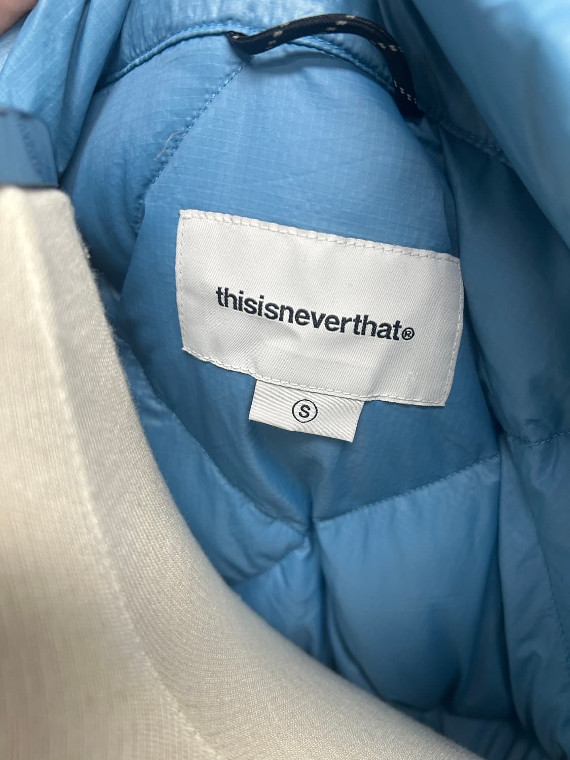 디스이즈네버댓 경량패딩 상품이미지4