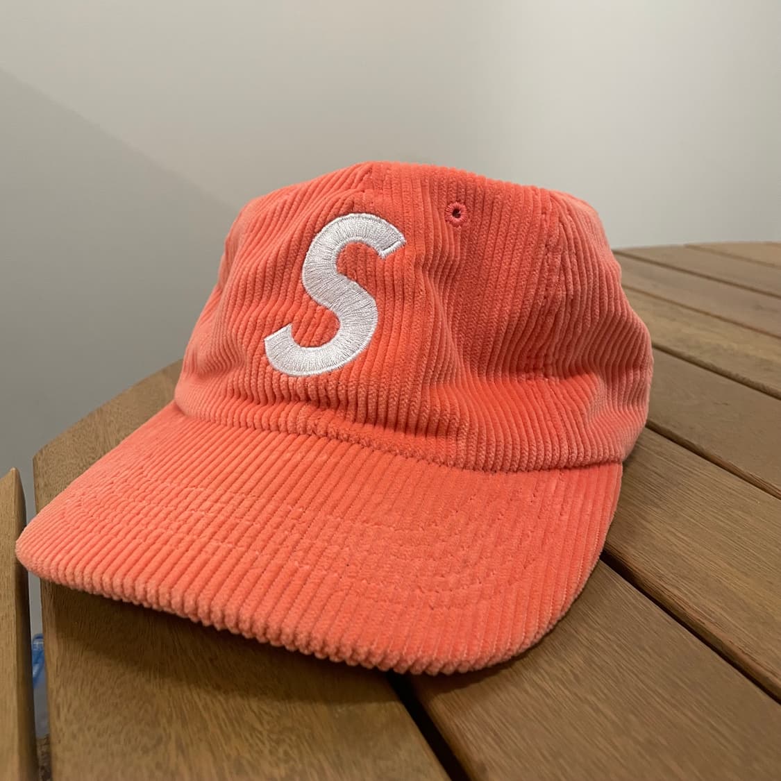 슈프림 S로고 코듀로이 볼캡 상품이미지1