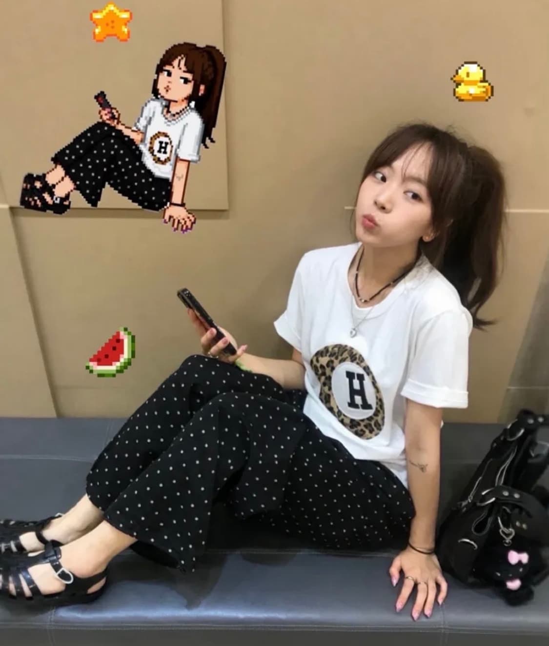 H볼 아플리케 티셔츠 화이트 상품이미지4