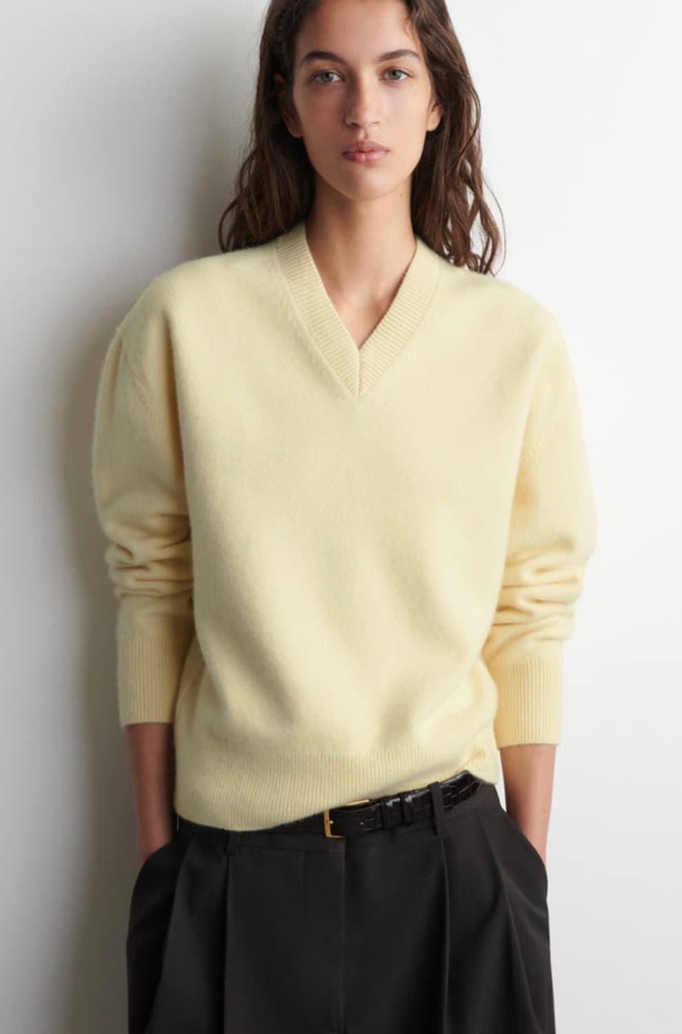 라운드 울 브이넥 스웨터 S 상품이미지1