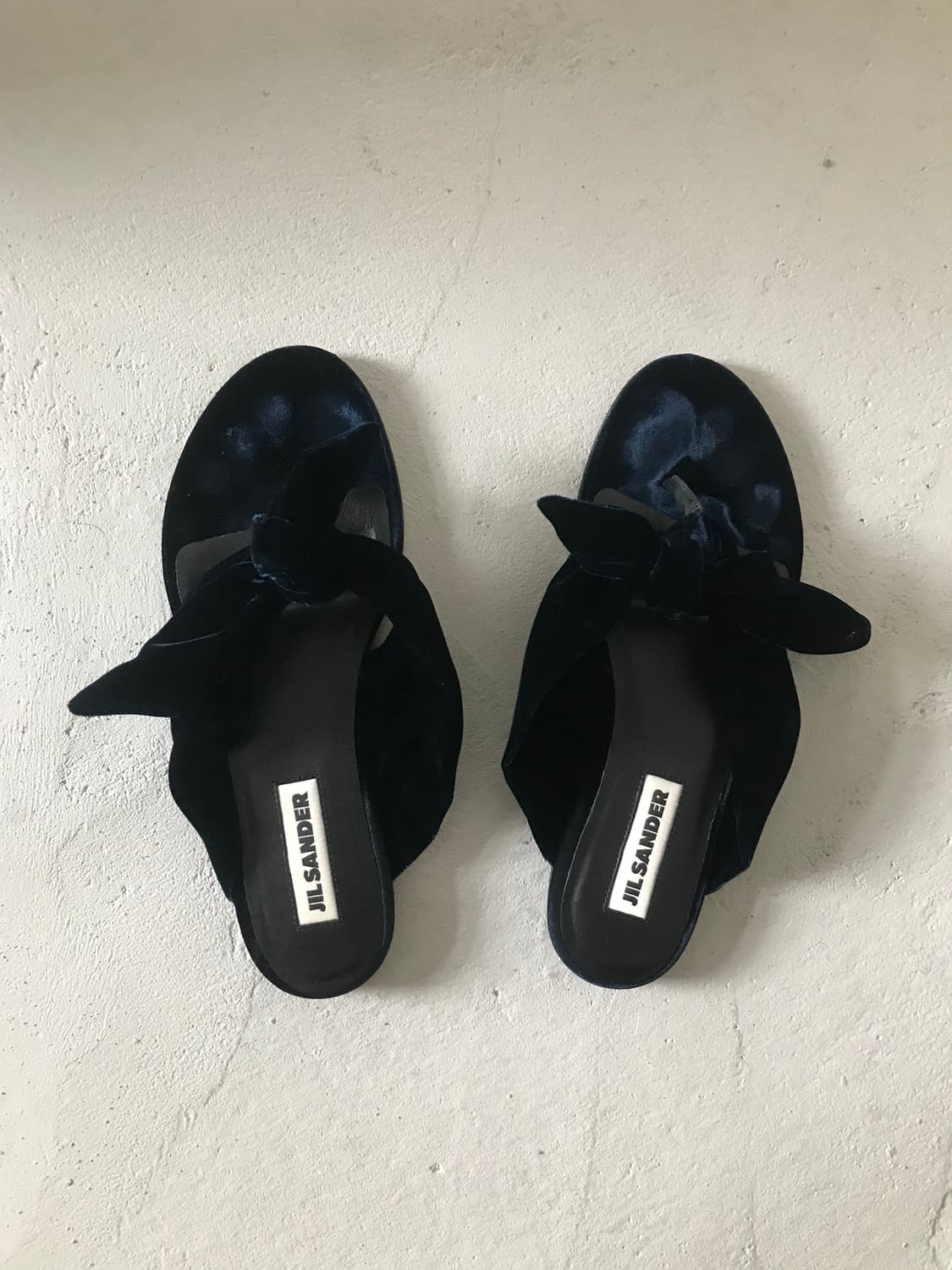 ribbon velvet flip-flops 상품이미지1