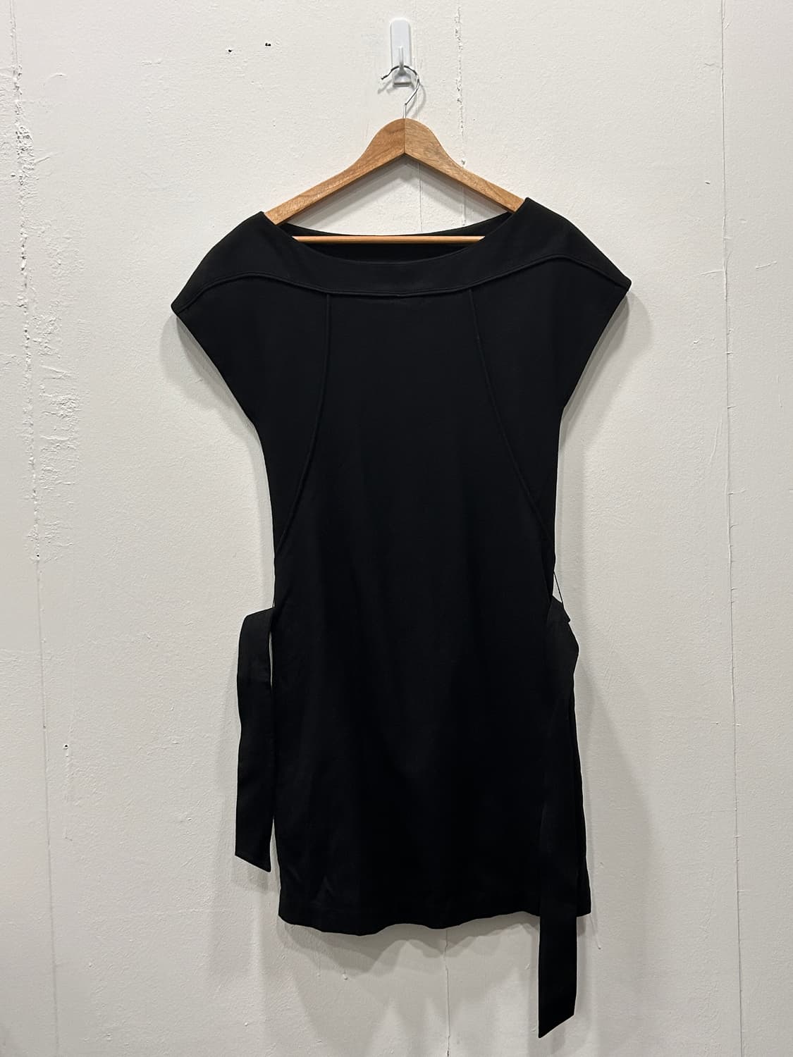 아떼바네사브루노 울 캐시미어 블랙 원피스 36사이즈 상품이미지8