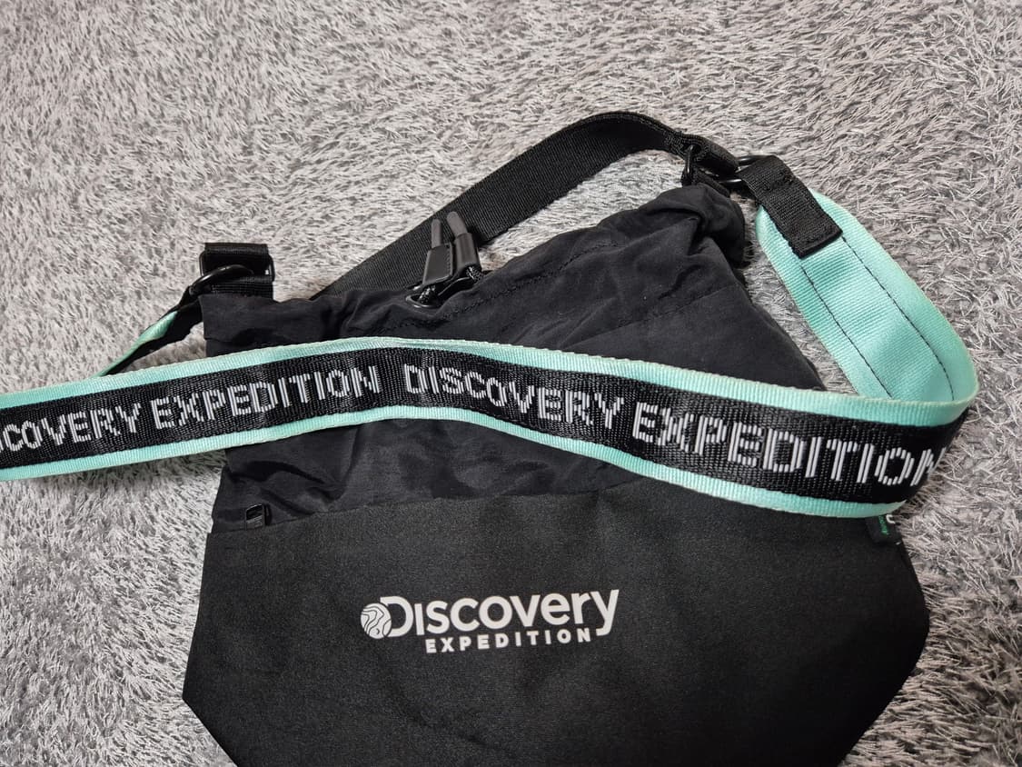 디스커버리 경량 나일론 버킷백 상품이미지5