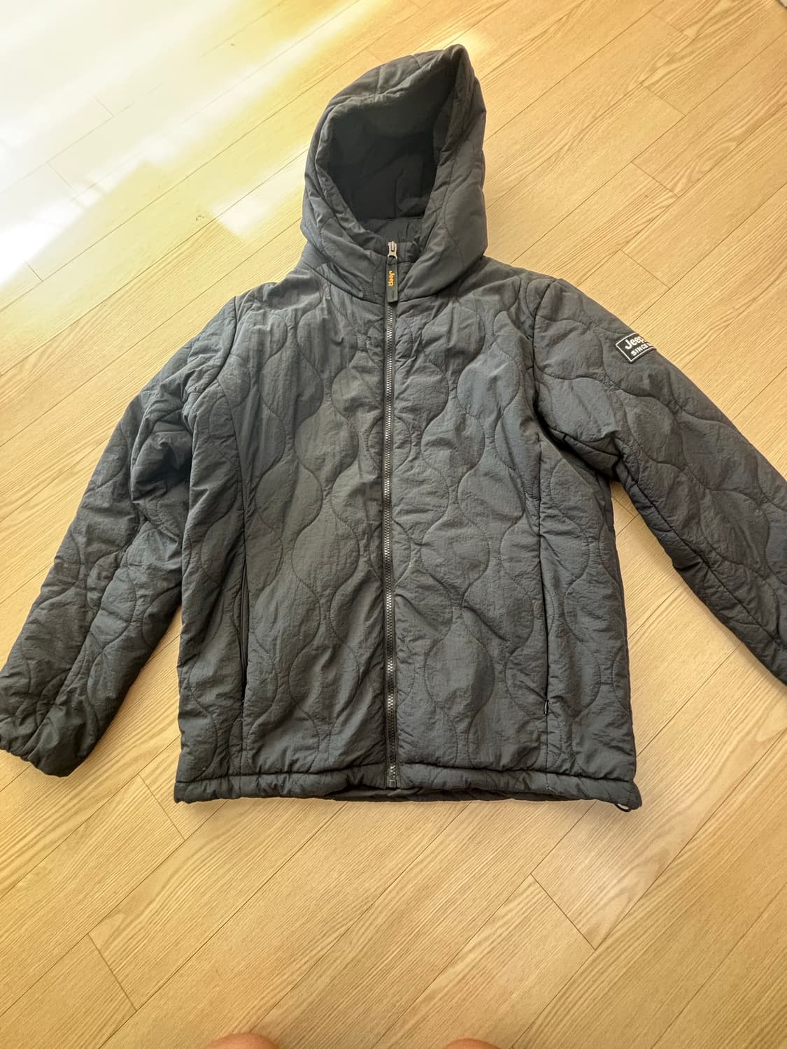 지프 경량패딩 블랙 상품이미지1